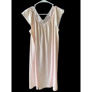 Vintage VANITY FAIR Nightgown GrannyCore Silky Nylon Lace Pink Size S Made In US